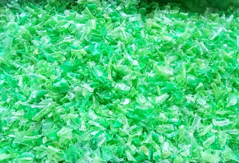 Green PET flakes real product image